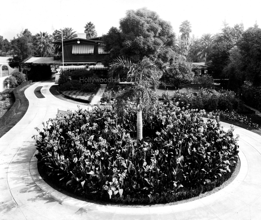 Willis D. Longyear Estate 1921 1 wm.jpg